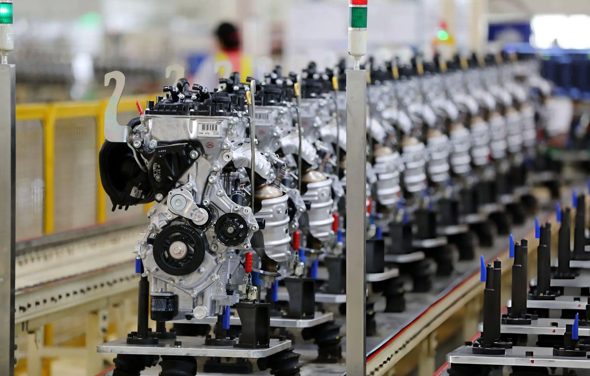 Engine assembly line